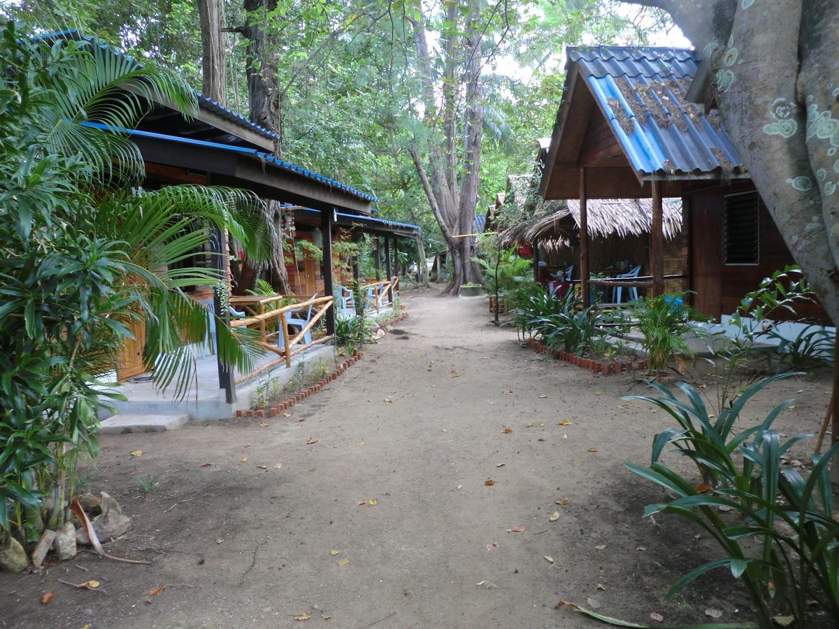 Hans Strand Bungalows Ko Lanta Exterior foto